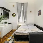 Two Separate Rooms Apartment In City Center, Party District